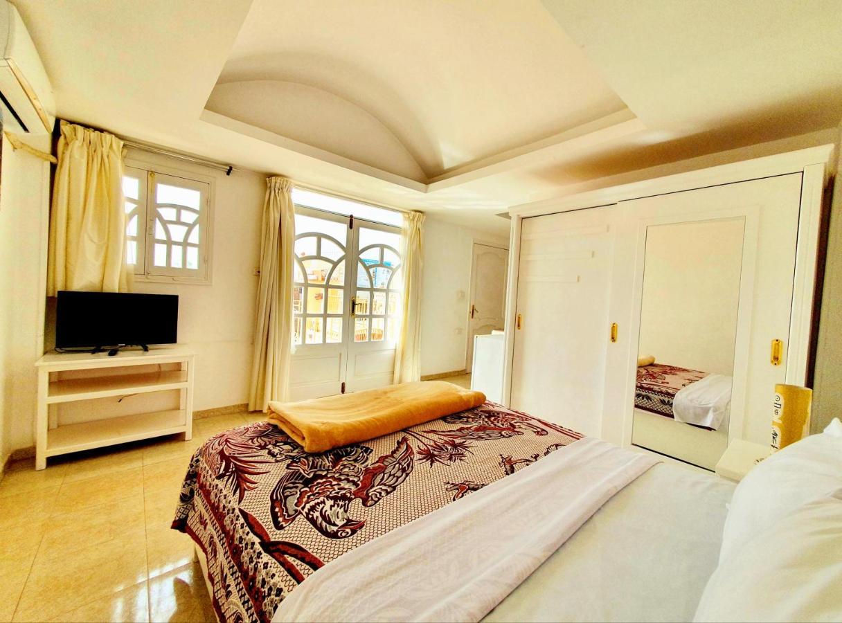 Spring Hotel Luxor Luaran gambar