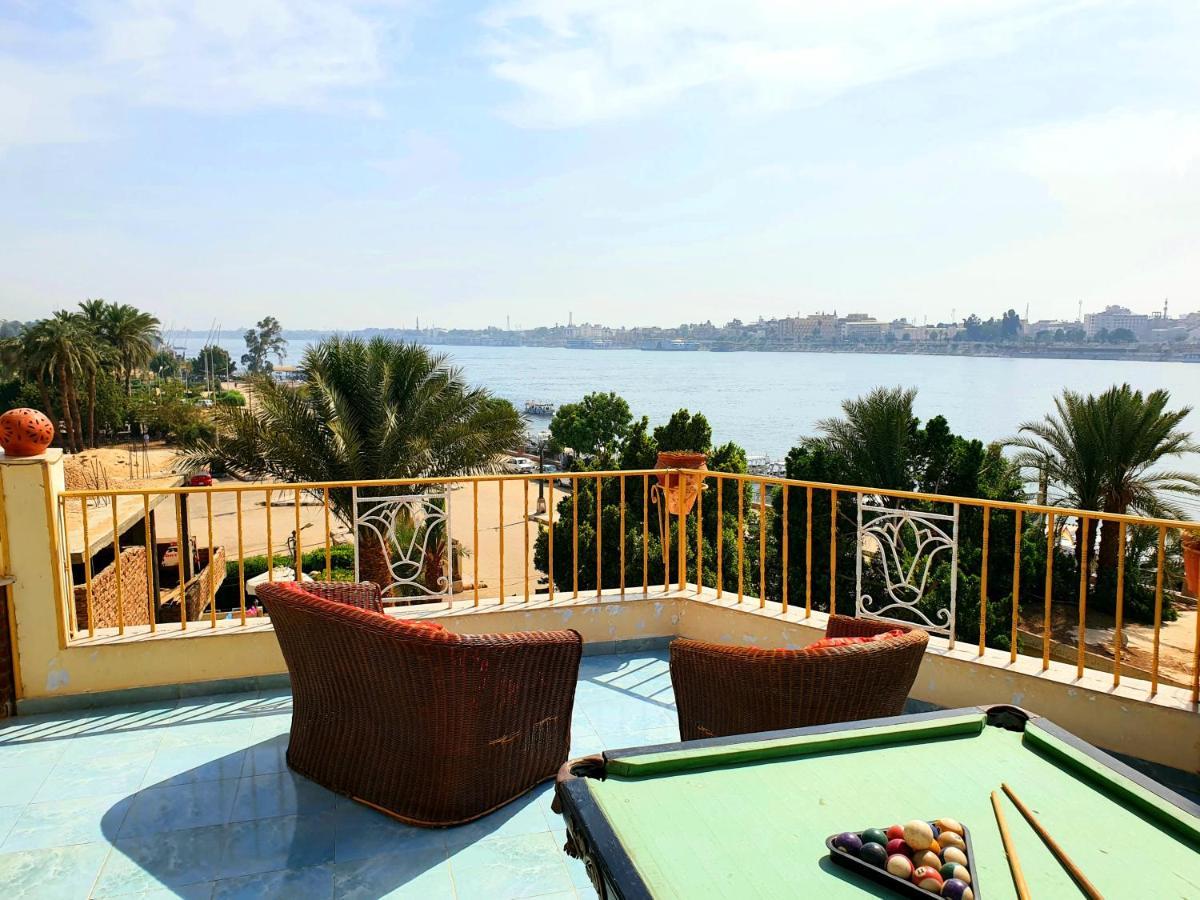 Spring Hotel Luxor Luaran gambar