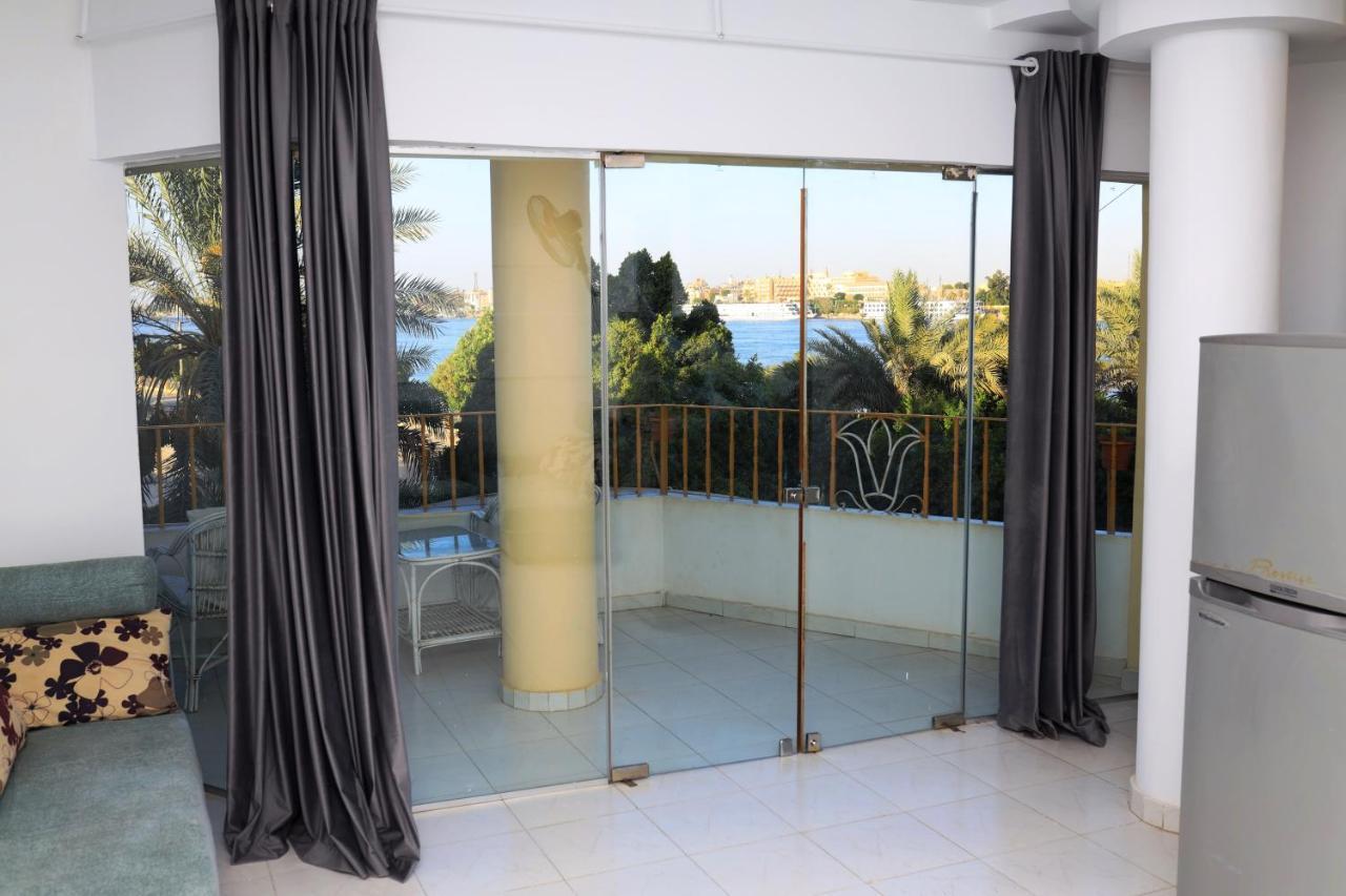 Spring Hotel Luxor Luaran gambar