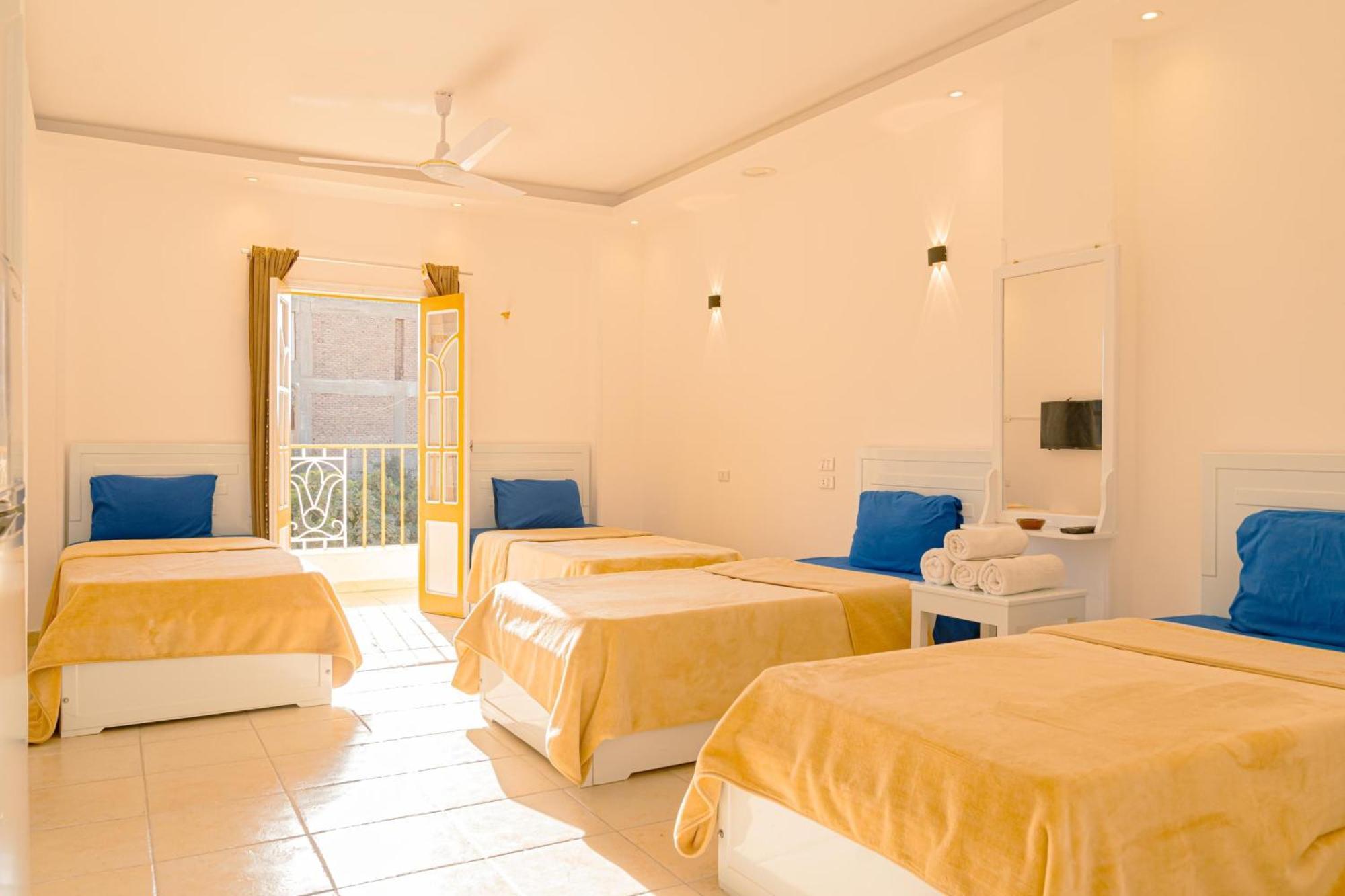 Spring Hotel Luxor Luaran gambar