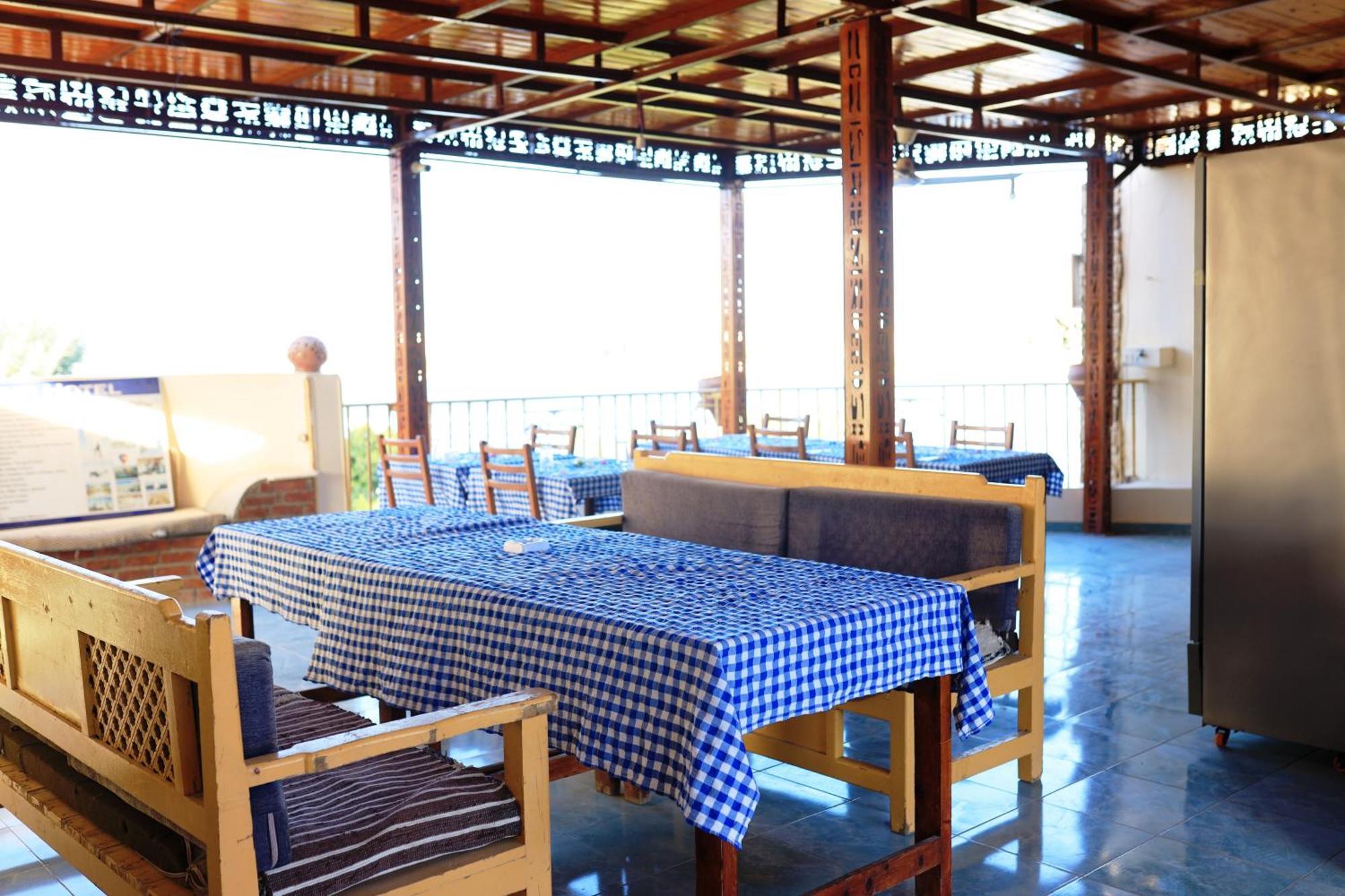 Spring Hotel Luxor Luaran gambar