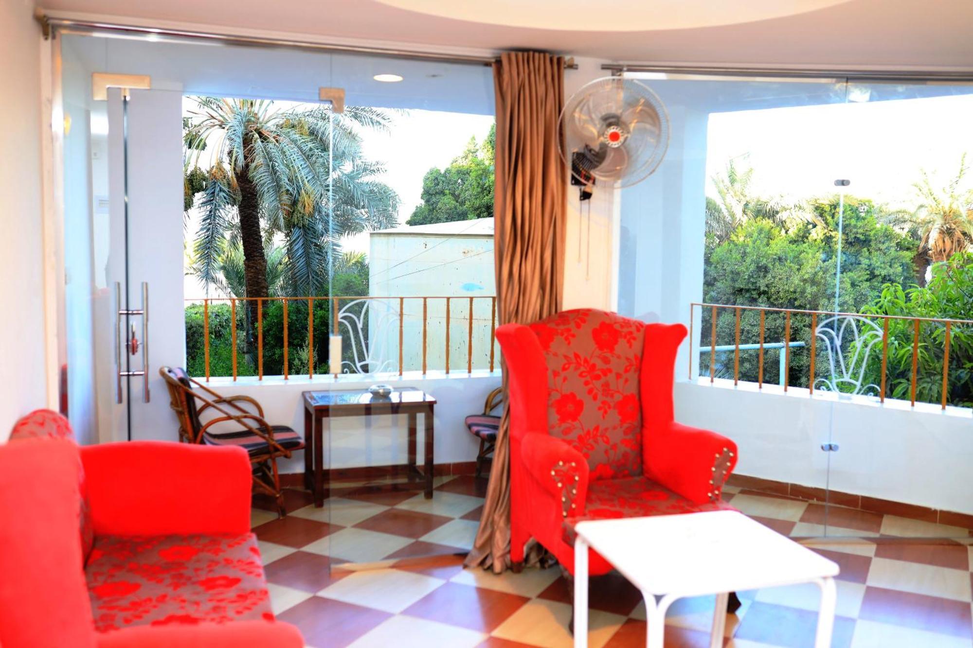 Spring Hotel Luxor Luaran gambar