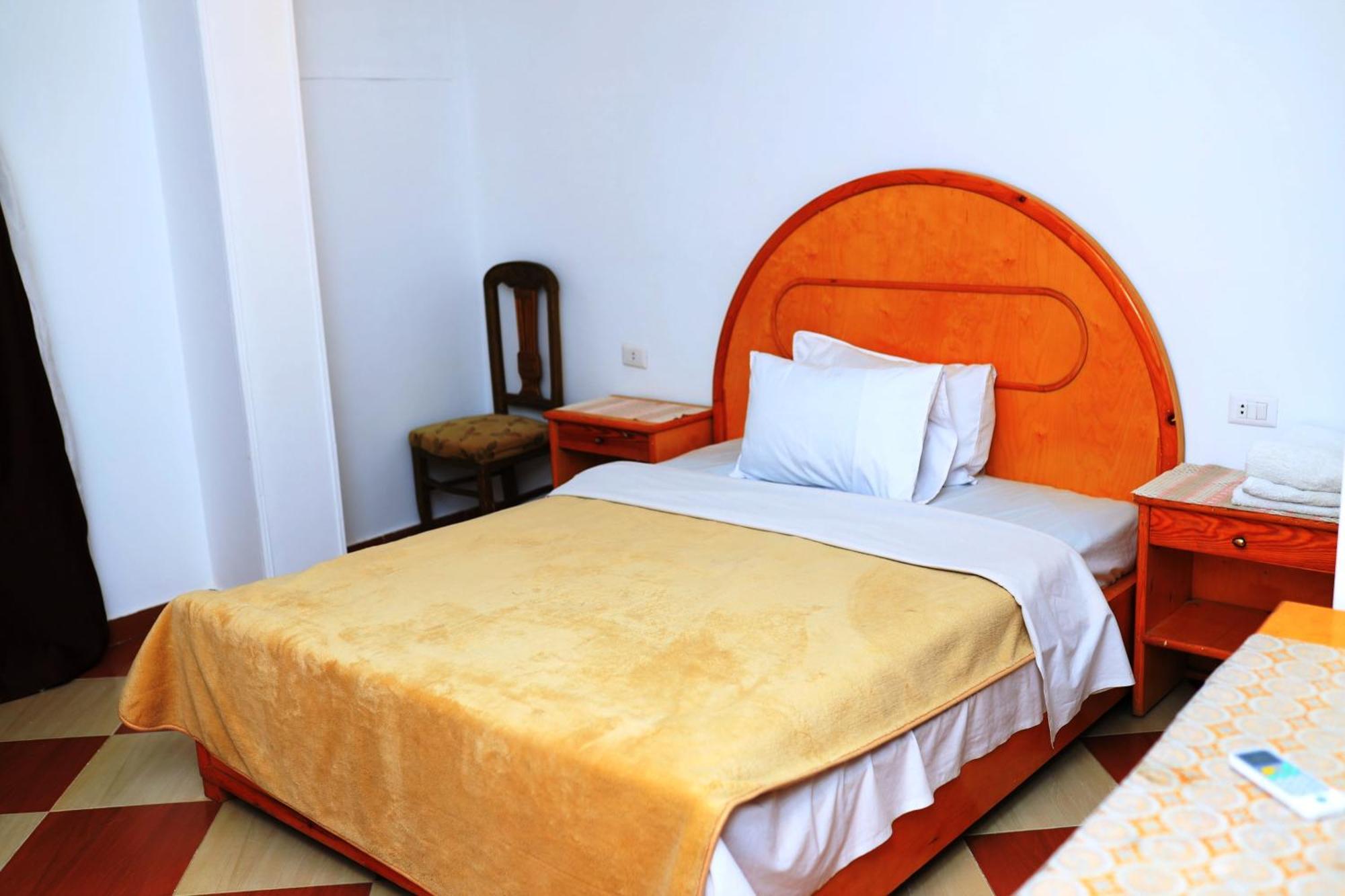 Spring Hotel Luxor Luaran gambar