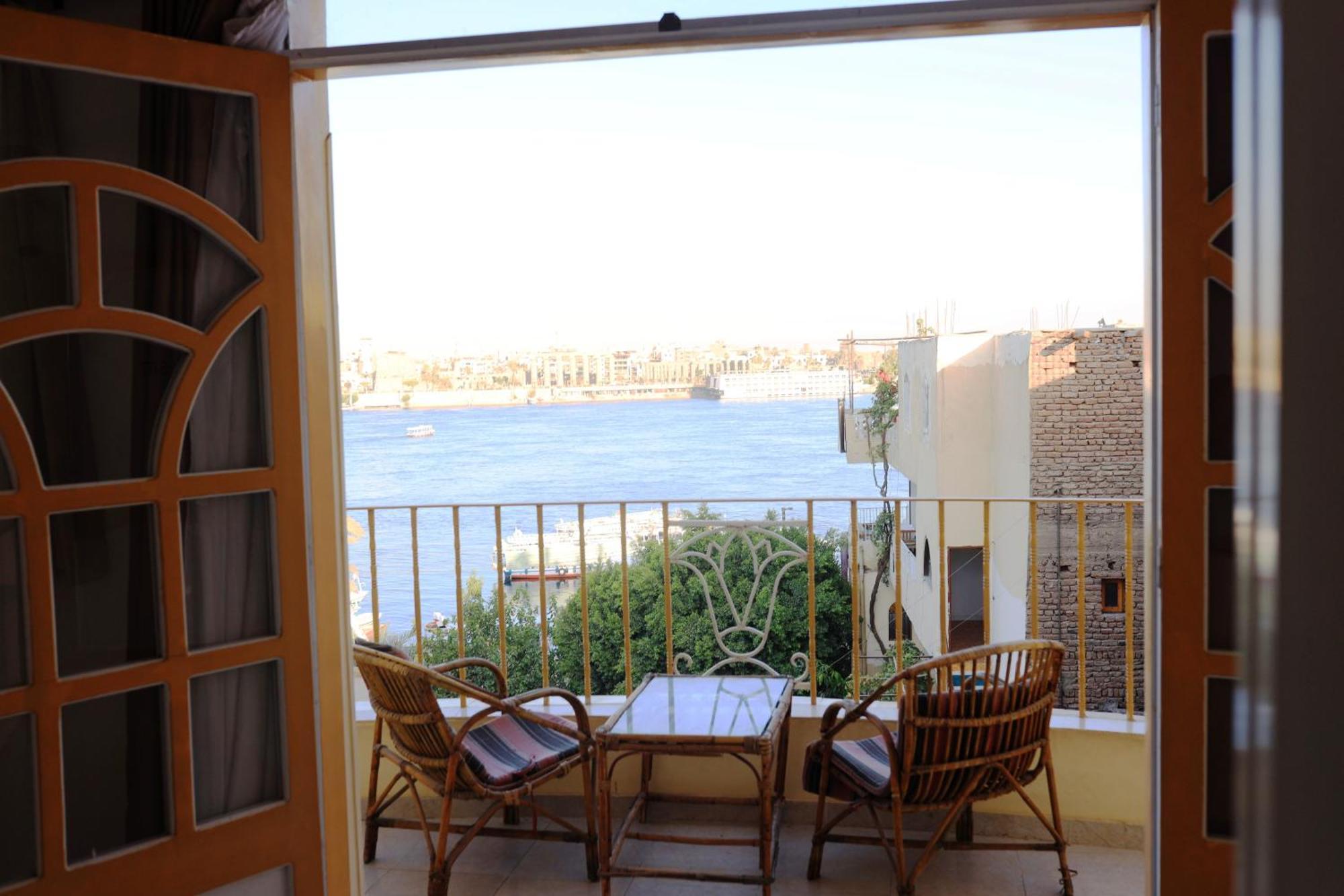 Spring Hotel Luxor Luaran gambar