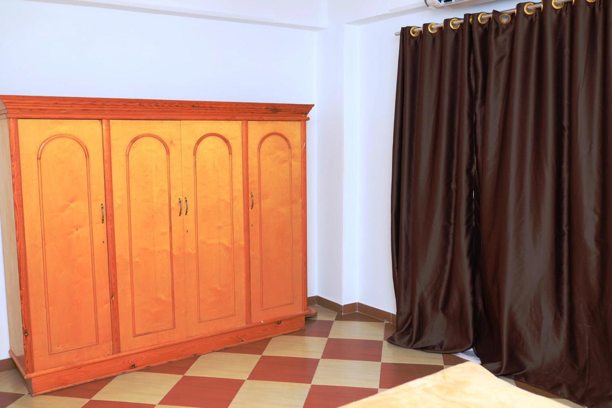 Spring Hotel Luxor Luaran gambar
