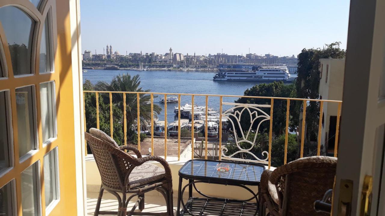 Spring Hotel Luxor Luaran gambar